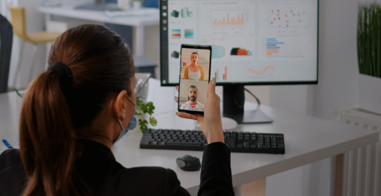 Métricas de impacto de redes sociales en entornos empresariales.